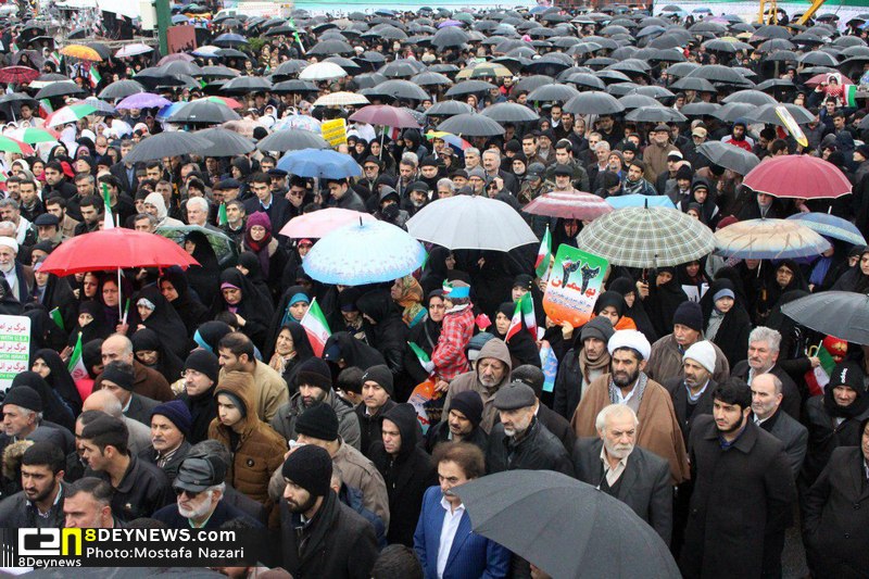 گزارش تصویری راهپیمایی باشکوه مردم رشت در 22 بهمن