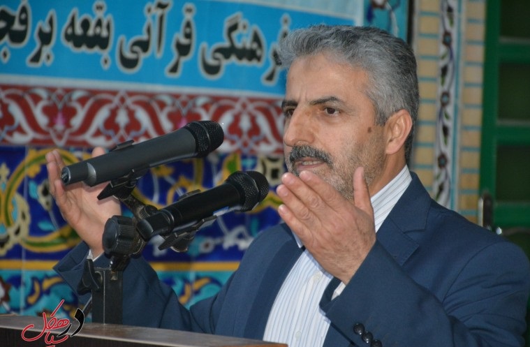 مسئولان استان در مجلس ترحیم یکی از وابستگان مقامات استانی حضور چشمگیری داشتند ولی در مراسم تشییع شهدای گمنام لاهیجان شرکت نکردند