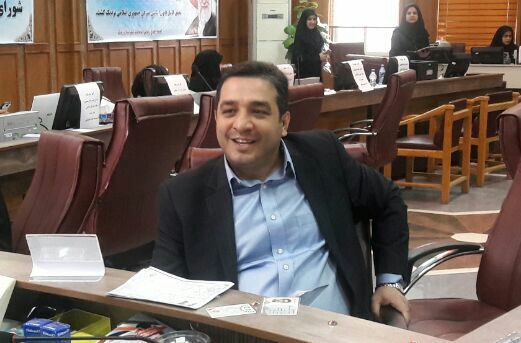 ثبت نام فرزین کاظمی برای کاندیداتوری در انتخابات شورای شهر رشت