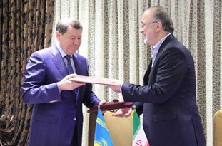 امضای تفاهمنامه همکاری گیلان با ژمبیل قزاقستان