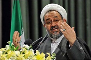 دشمن به دنبال نفوذ در انتخابات است/ حضور ماموران کارکشته سیاسی آمریکا در دانشگاه تهران