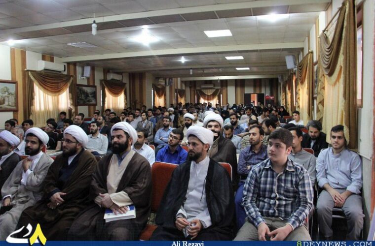 اولین نشست صمیمی گفتمان انقلاب اسلامی در رشت برگزار شد + تصاویر