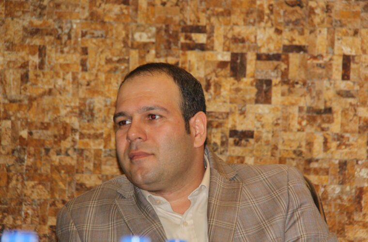 استاندار گیلان حکم مسئولیت “مسعود کاظمی” به‌عنوان شهردار لاهیجان را امضا کرد