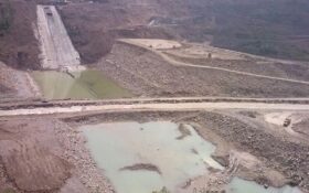 عملیات احداث سد پلرود گیلان با کم‌لطفی مسئولان رو به رو شده است