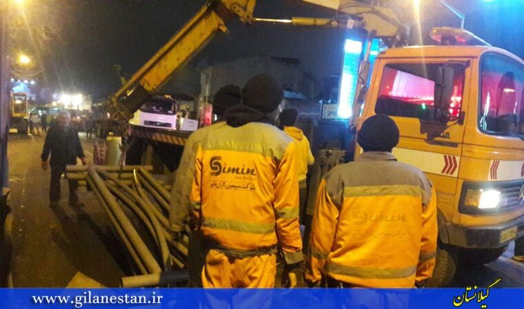 گزارش تصویری برچیده شدن میله‌های خیابان امام رشت