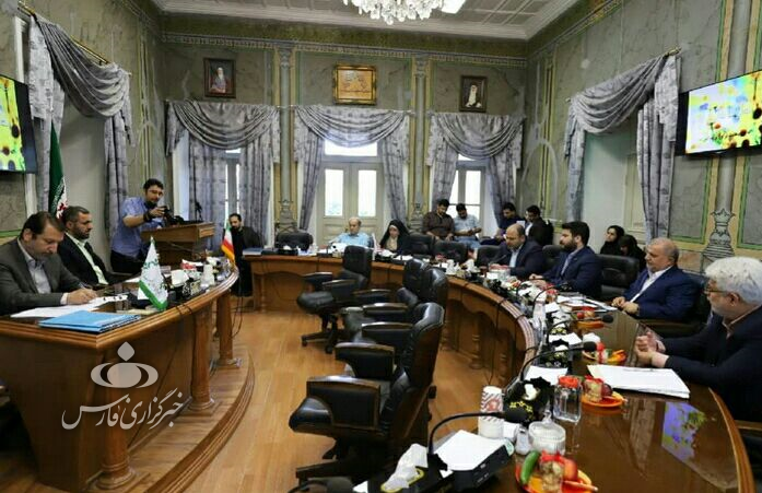 انتقاد عضو اصلاح طلب شورا از کمک مالی شهرداری به مساجد/ شورای رشت تبدیل به کمیته امداد شده است