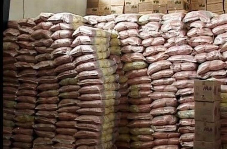 انبار بزرگ احتکار برنج توسط عوامل اطلاعاتی سپاه در رودسر کشف شد