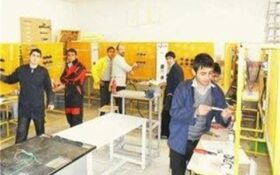 وضعیت کارگاه‌های آموزشی و تجهیزات هنرستانی در گیلان نامناسب است