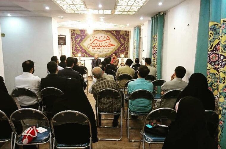 نشست تخصصی تاملی بر داستان نویسی پس از انقلاب اسلامی+ تصاویر