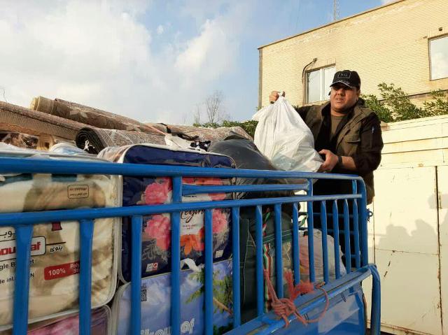 توزیع بیش از ۴۰۰ بسته کمک های مردمی گیلان بین سیل زدگان خوزستان