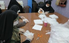 تولید جهادی ماسک بهداشتی در رشت به روایت تصویر