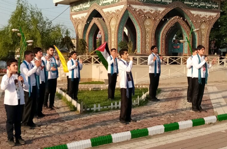 اجرای خيابانی گروه سرود کانون جوادالائمه (ع) در شهرستان‌های شرق گیلان