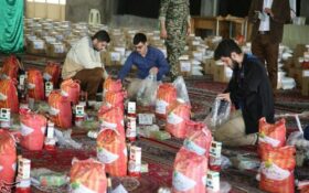 تلاش ۱۳۰۰۰ نیروی جهادگر در گیلان برای مقابله با کرونا؛ توزیع بسته‌های معیشتی ادامه دارد