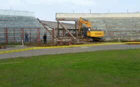 بازسازی استادیوم تختی انزلی مطالبه مهم ورزش گیلان است