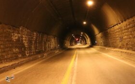 ماجرای سنگ‌پرانی به خودروها در ‌تونل منجیل / شناسایی و دستگیری عاملان سنگ‌پرانی