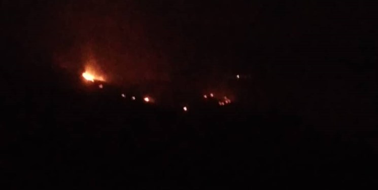وقوع آتش‌سوزی گسترده در مرز مشترک گیلان و قزوین/ ستاد بحران گیلان به یاری قزوین شتافت