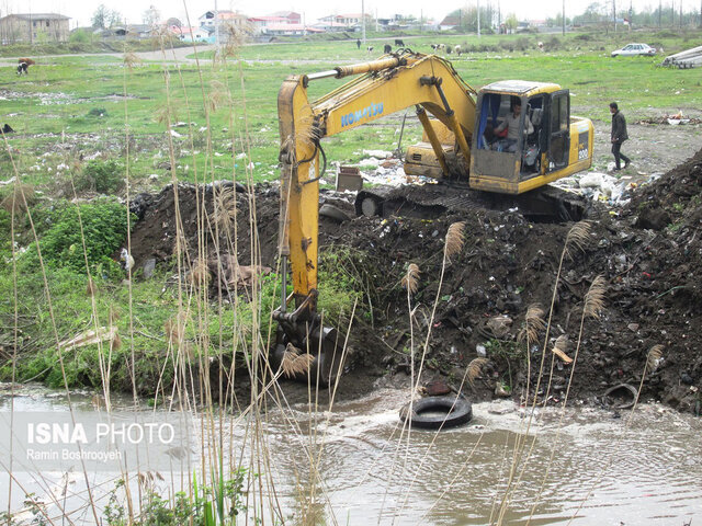 آزادسازی بستر ۲۵ ساله رودخانه البرز در رودسر