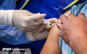 آغاز مرحله نخست واکسیناسیون کرونا در استان گیلان با ۱۳۰ نفر