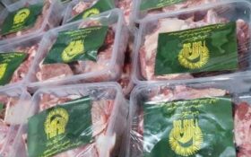 ۱۶۰ کیلوگرم گوشت گرم نذری در گیلان توزیع شد