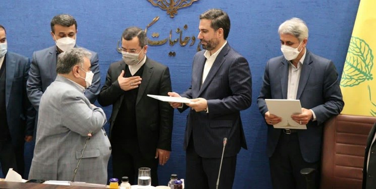 رد پای ۴ عضو دولت روحانی در رانت و فساد شرکت دخانیات/ فساد آن‌قدر زیاد است که با آب دریای خزر هم پاک نمی‌شود