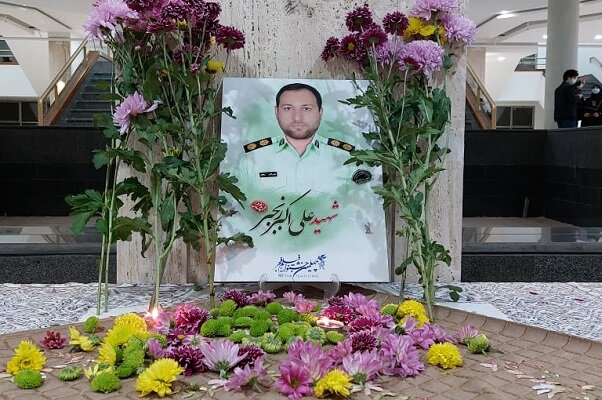 ادای احترام گیلانی ها به شهید «رنجبر» در شب ششم جشنواره فجر