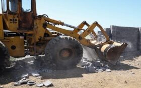 بیش از ۹۲۷ متر از سازه های غیر مجاز در رشت تخریب شد