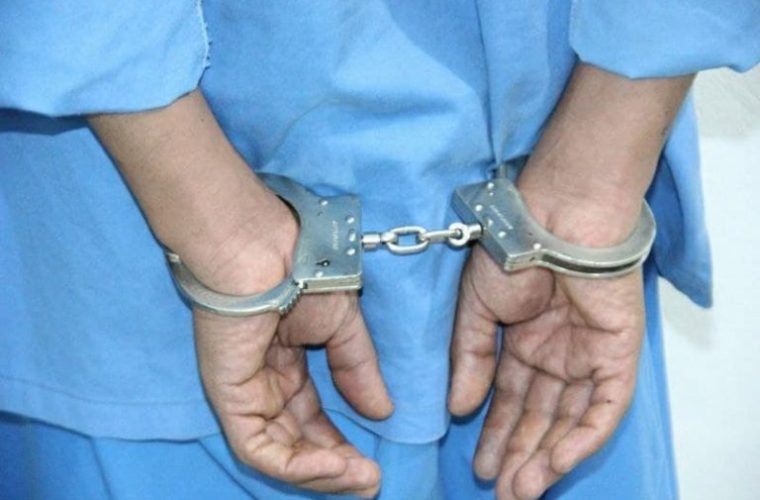 دستگیری نوجوان ۱۳ ساله در صومعه‌سرا به جرم هتک حرمت لباس یک روحانی
