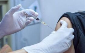 لزوم تزریق دُزهای یادآور واکسن کرونا در گیلان/ ۱۲ بیمار بدحال هستند