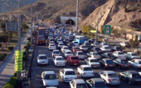 ترافیک سنگین در محورهای خروجی گیلان/تردد ۳۹۵ هزار خودرو در جاده های استان