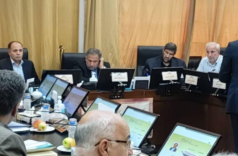 درخواست تحقیق و تفحص از عملکرد وزارت جهاد کشاورزی در پی واردات بی‌رویه برنج
