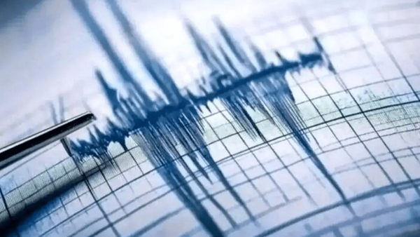دو زمین‌لرزه پیاپی «پره‌سر» را لرزاند