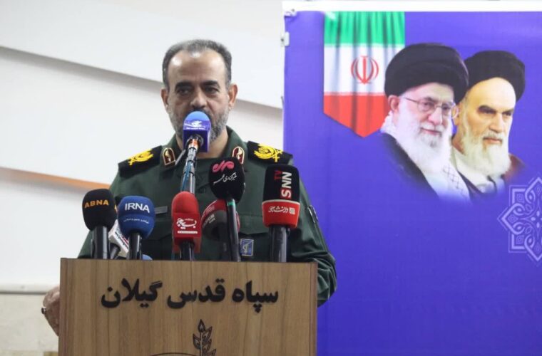 پاسخ مردم به دشمن با حضور در میدان ضربهای کوبندهتر از قدرت نظامی است پاسخ مردم به دشمن با حضور در میدان ضربهای کوبندهتر از قدرت نظامی است