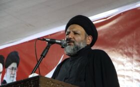 دنیا مدیون ایستادگی ایران در برابر آمریکا است