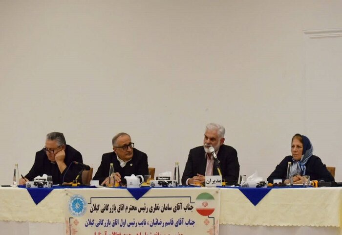 سهم شرکت‌های دولتی و خصولتی در مساله بازگشت ارز حاصل ازصادرات ۸۵ درصد است