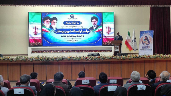 تجلیل استاندار گیلان از فداکاری پرستاران در کرونا و جنگ تجلیل استاندار گیلان از فداکاری پرستاران در کرونا و جنگ