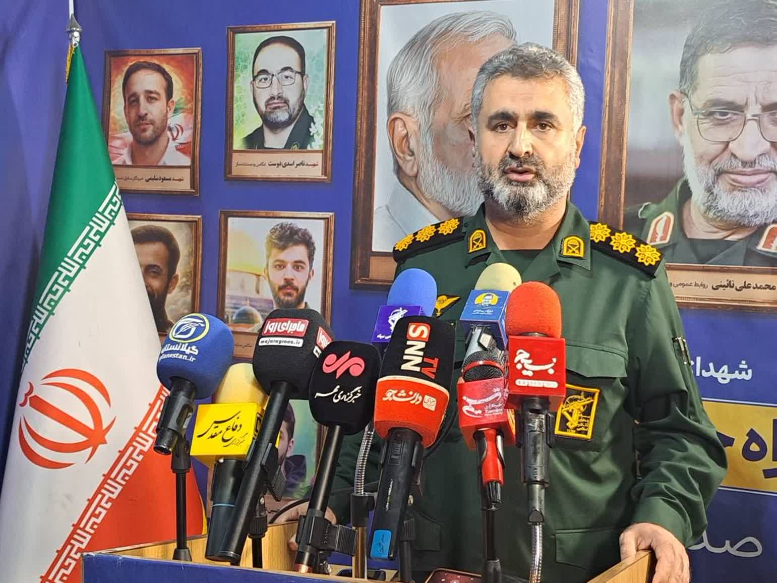 برگزاری رزمایش «جانفدا» با حضور بیش از ۴۰ هزار نفر در رشت برگزاری رزمایش «جانفدا» با حضور بیش از ۴۰ هزار نفر در رشت