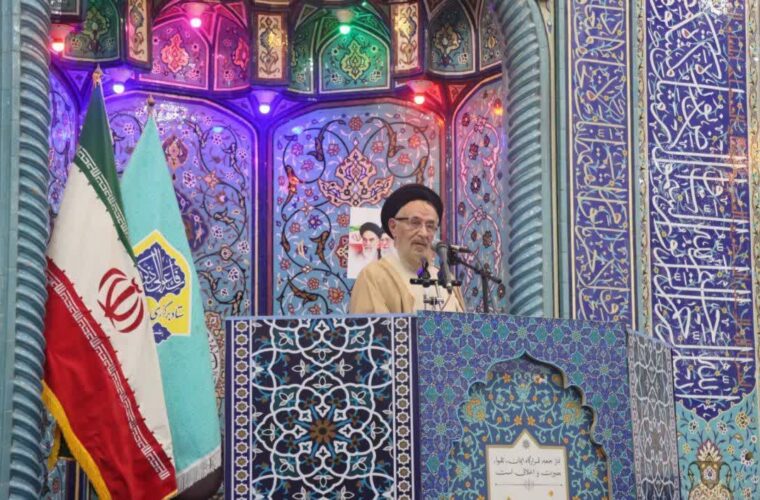 در رأس هر جریان انحرافی عقیدتی و سیاسی یک عالم فاسد یا جاهل غیرمتخصص قرار دارد در رأس هر جریان انحرافی عقیدتی و سیاسی یک عالم فاسد یا جاهل غیرمتخصص قرار دارد