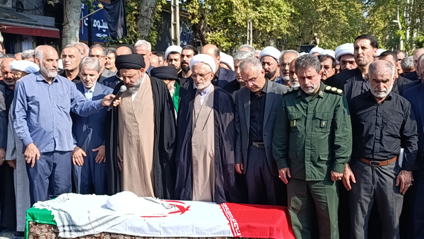 پیکر آیتالله قربانی در لاهیجان تشییع شد پیکر آیتالله قربانی در لاهیجان تشییع شد